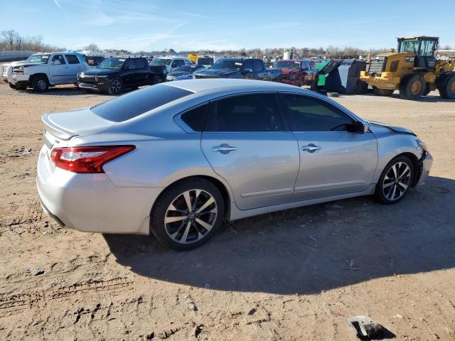 1N4AL3AP4GC109486 - 2016 NISSAN ALTIMA 2.5 SILVER photo 3