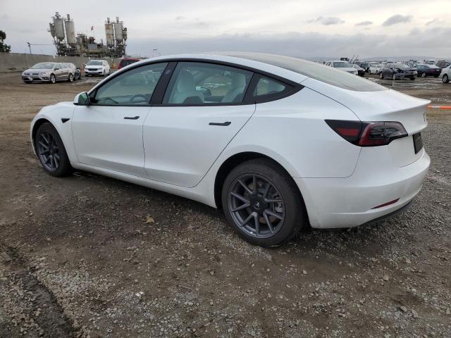 5YJ3E1EB6PF389902 - 2023 TESLA MODEL 3 WHITE photo 2