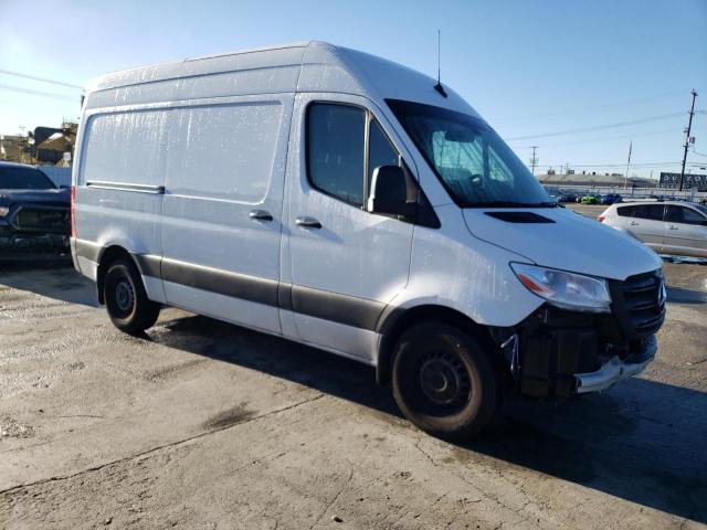 W1Y4EBHY0NT119189 - 2022 MERCEDES-BENZ SPRINTER 2500 WHITE photo 4