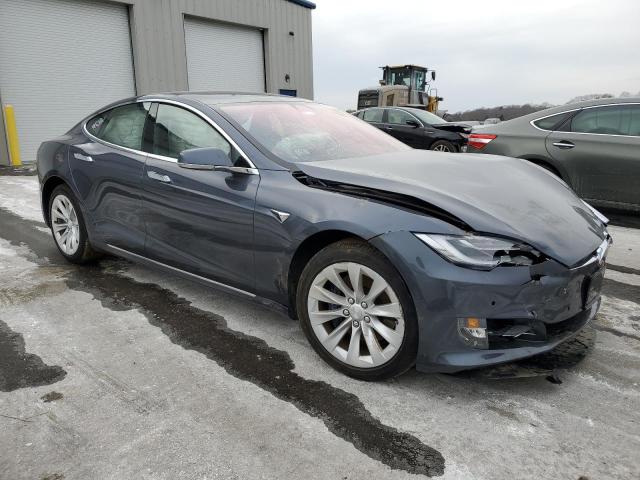 5YJSA1E24LF358018 - 2020 TESLA MODEL S GRAY photo 4