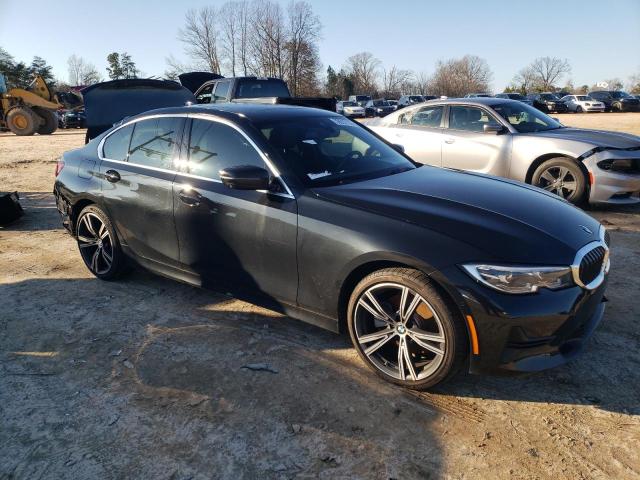 3MW5R7J04L8B25142 - 2020 BMW 330XI Սև լուսանկար 4