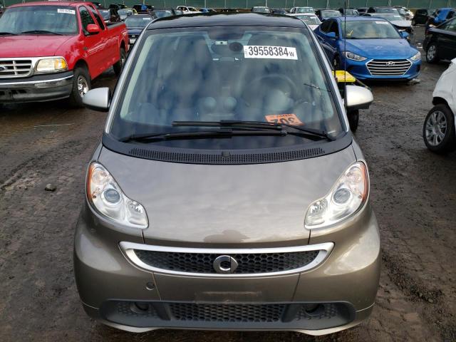 WMEEJ9AA2DK714402 - 2013 SMART FORTWO BEIGE photo 5