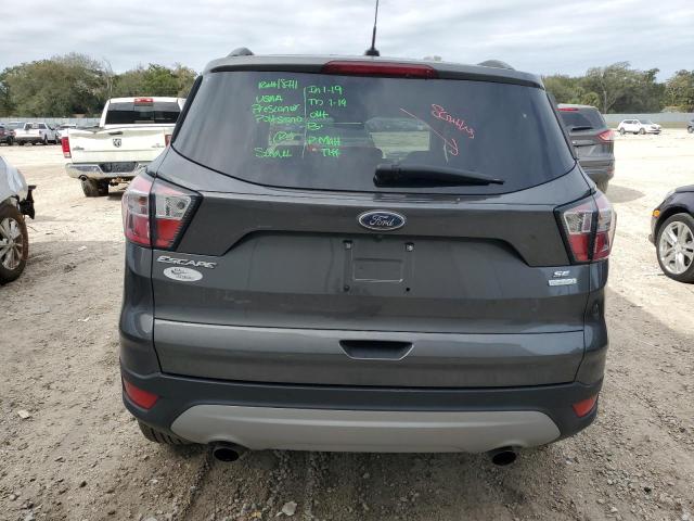 1FMCU0G92HUD56598 - 2017 FORD ESCAPE SE GRAY photo 6