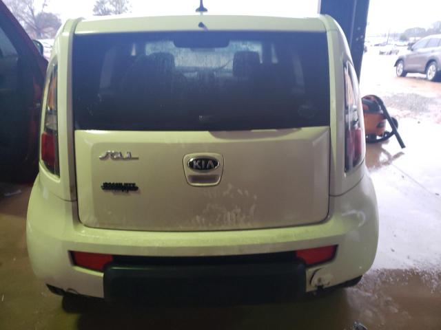 KNDJT2A21B7718013 - 2011 KIA SOUL + WHITE photo 6