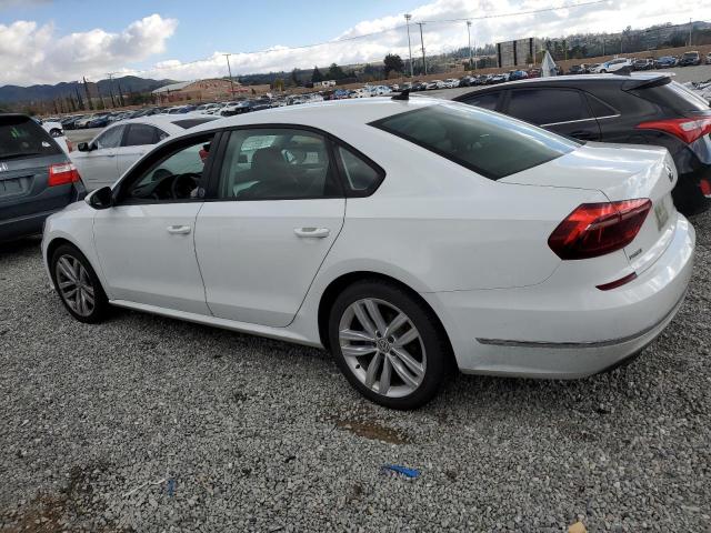 1VWLA7A31KC011969 - 2019 VOLKSWAGEN PASSAT WOLFSBURG WHITE photo 2