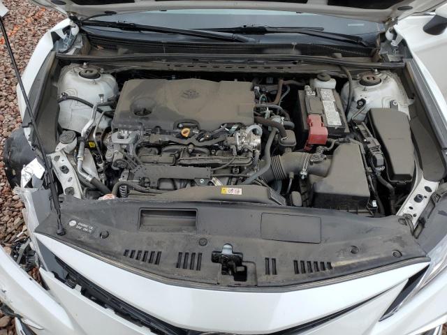 4T1F11AK4NU004299 - 2022 TOYOTA CAMRY XLE WHITE photo 11