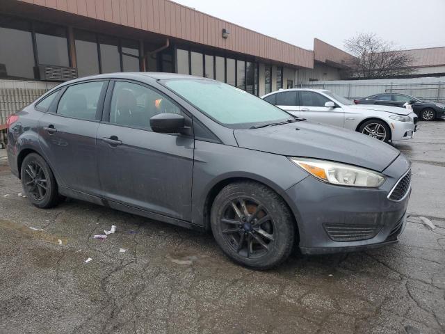 1FADP3F26JL212821 - 2018 FORD FOCUS SE GRAY photo 4