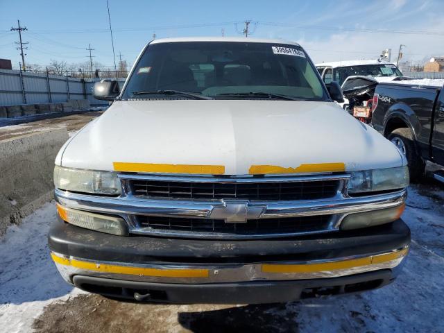 3GNGK26U93G259740 - 2003 CHEVROLET SUBURBAN K2500 WHITE photo 5