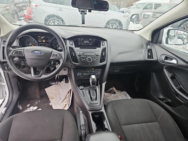 1FADP3F25GL290290 - 2016 FORD FOCUS SE WHITE photo 9