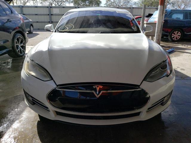5YJSA1E29GF131994 - 2016 TESLA MODEL S Սպիտակ լուսանկար 11