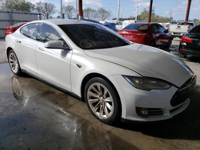 5YJSA1E29GF131994 - 2016 TESLA MODEL S Սպիտակ լուսանկար 4