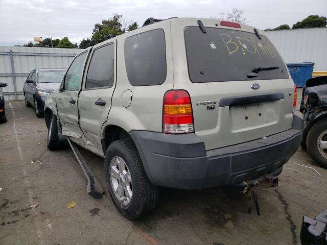 1FMYU93155KD12113 - 2005 FORD ESCAPE XLT BEIGE photo 2