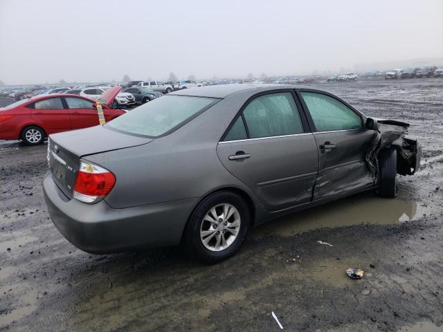 4T1BF30K75U594818 - 2005 TOYOTA CAMRY LE GRAY photo 3