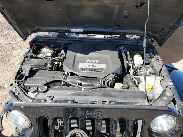 1C4BJWEG2JL805819 - 2018 JEEP WRANGLER U SAHARA BLACK photo 11