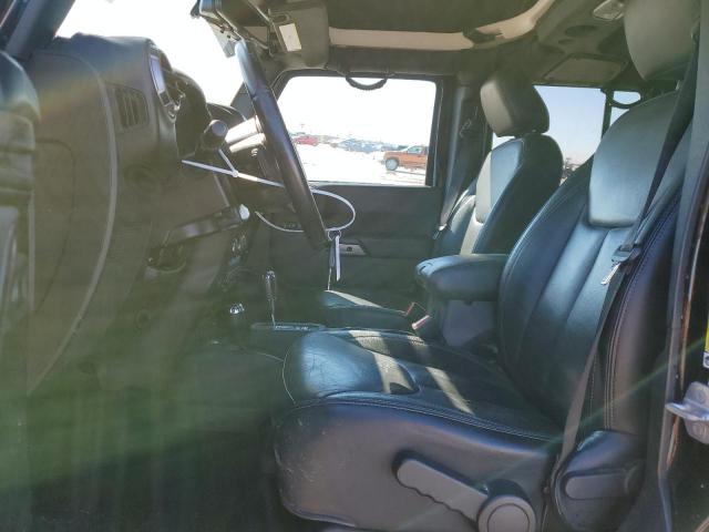 1C4BJWEG2JL805819 - 2018 JEEP WRANGLER U SAHARA BLACK photo 7