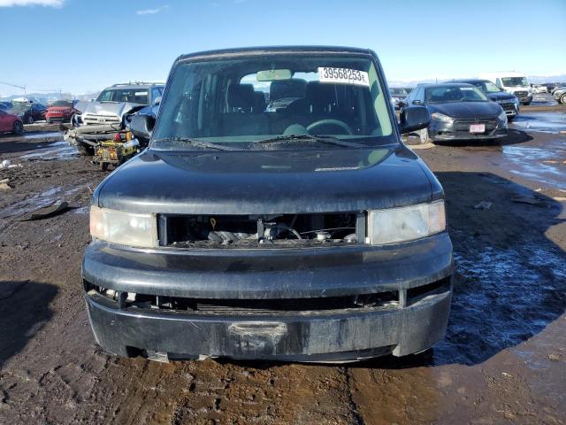 JTLKT334564044582 - 2006 TOYOTA SCION XB Schwarz Foto 5