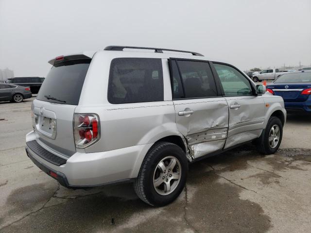 5FNYF28526B042578 - 2006 HONDA PILOT EX SILVER photo 3