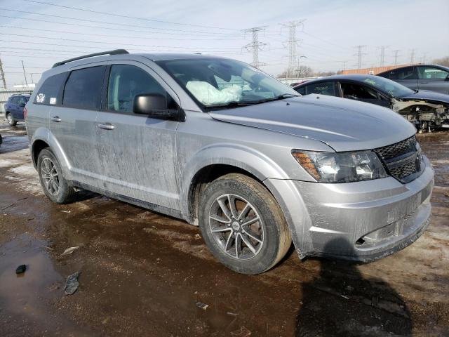 3C4PDCABXJT507772 - 2018 DODGE JOURNEY SE SILVER photo 4