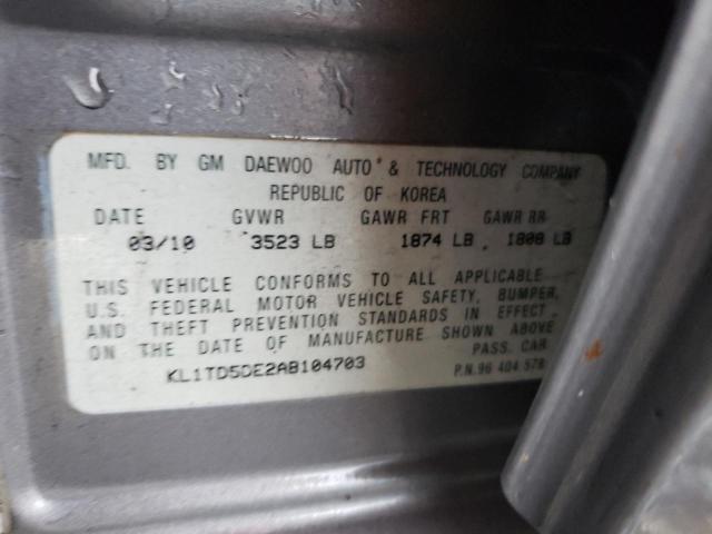 KL1TD5DE2AB104703 - 2010 CHEVROLET AVEO LS 灰色 照片 12