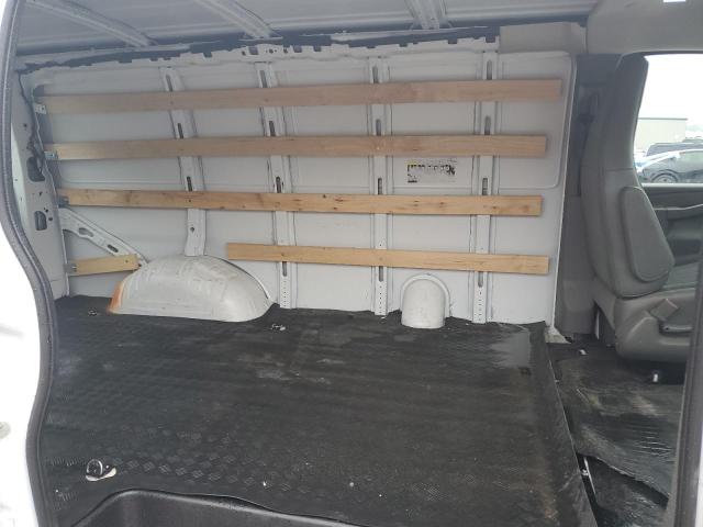 1GCWGAFP6N1195362 - 2022 CHEVROLET EXPRESS G2 WHITE photo 11