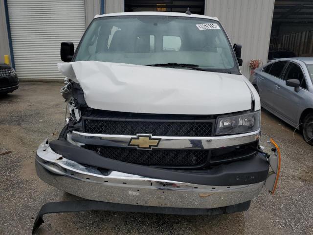 1GCWGAFP6N1195362 - 2022 CHEVROLET EXPRESS G2 WHITE photo 5