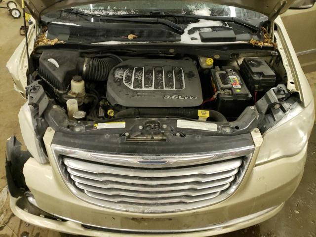 2A4RR8DG6BR640655 - 2011 CHRYSLER TOWN & COU TOURING L GOLD photo 12