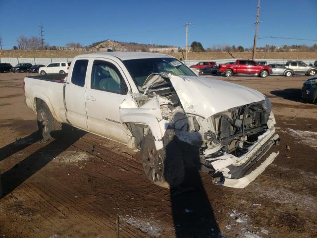 5TFSZ5AN6HX094765 - 2017 TOYOTA TACOMA ACCESS CAB WHITE photo 4