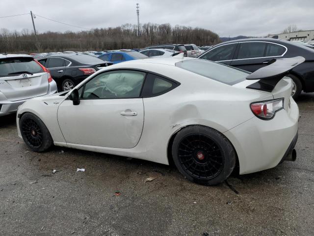 JF1ZNAA18E9703487 - 2014 TOYOTA SCION FR-S WHITE photo 2