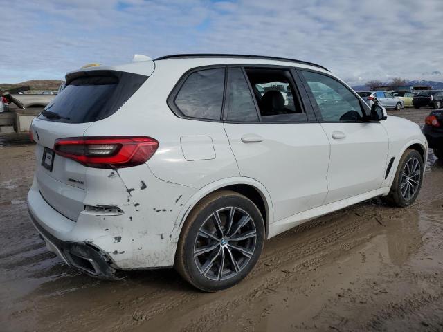 5UXCR6C56KLL40542 - 2019 BMW X5 XDRIVE40I WHITE photo 3