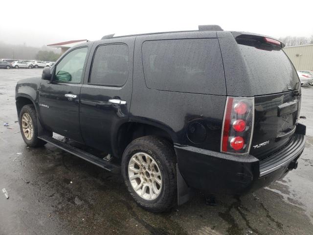 1GKFK63877J282834 - 2007 GMC YUKON DENALI BLACK photo 2