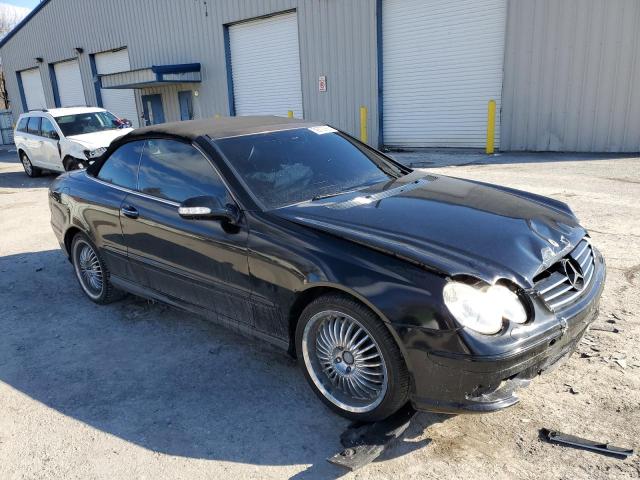 WDBTK75J45F131002 - 2005 MERCEDES-BENZ CLK 500 BLACK photo 4