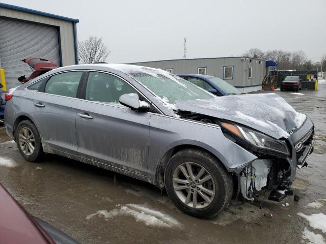 5NPE24AF6FH139720 - 2015 HYUNDAI SONATA SE SILVER photo 4