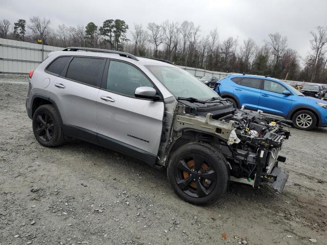 1C4PJMCB3JD543546 - 2018 JEEP CHEROKEE LATITUDE GRAY photo 4