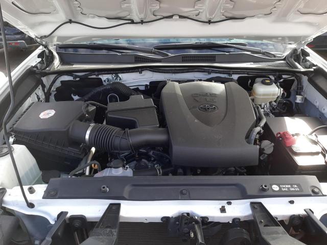 3TMDZ5BN4JM040853 - 2018 TOYOTA TACOMA DOUBLE CAB 白色 照片 11