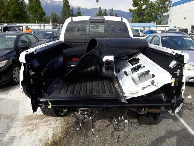 3TMDZ5BN4JM040853 - 2018 TOYOTA TACOMA DOUBLE CAB 白色 照片 6