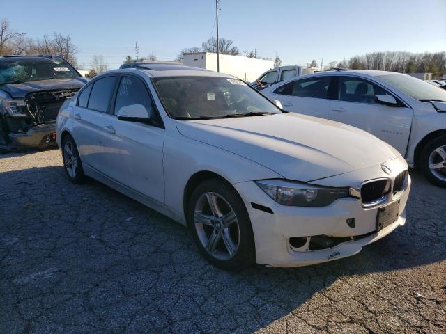 WBA3C3C59DF981927 - 2013 BMW 320 I XDRIVE WHITE photo 4