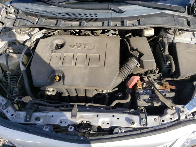 2T1BU4EEXDC088835 - 2013 TOYOTA COROLLA BASE SILVER photo 11