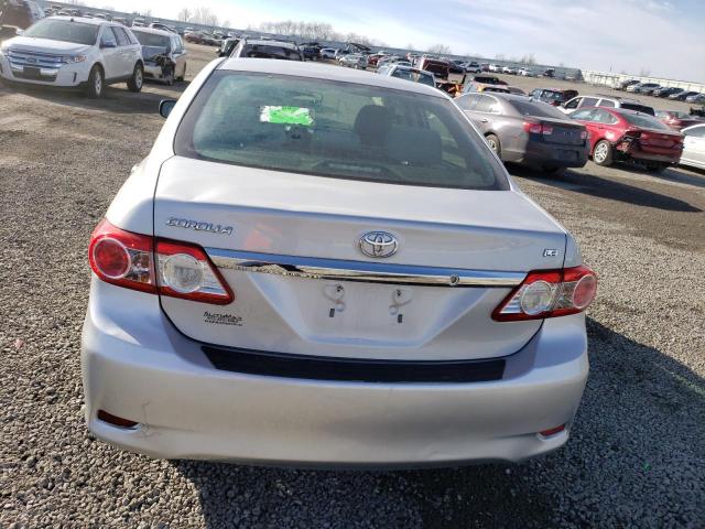 2T1BU4EEXDC088835 - 2013 TOYOTA COROLLA BASE SILVER photo 6