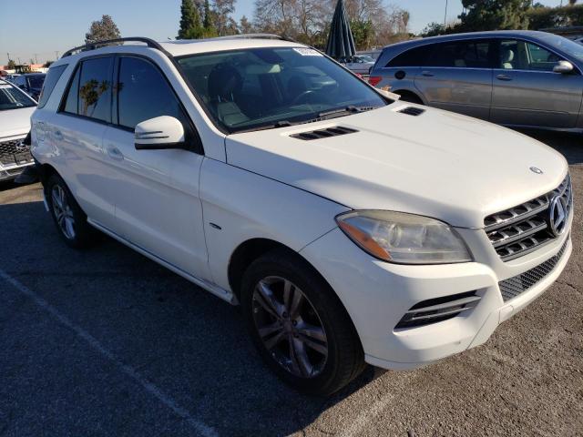 4JGDA5HB0CA016176 - 2012 MERCEDES-BENZ ML 350 4MATIC WHITE photo 4