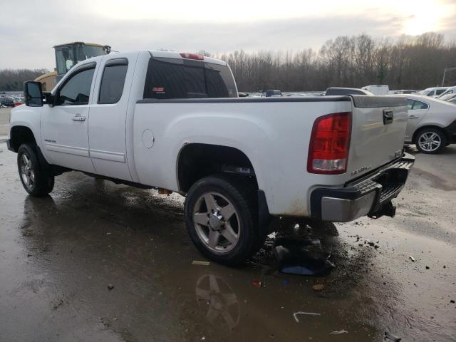 1GT221E89CZ239358 - 2012 GMC SIERRA K2500 SLT WHITE photo 2