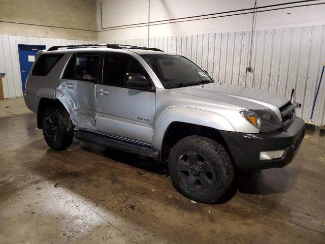 JTEBT14R740031682 - 2004 TOYOTA 4RUNNER SR5 SILVER photo 4