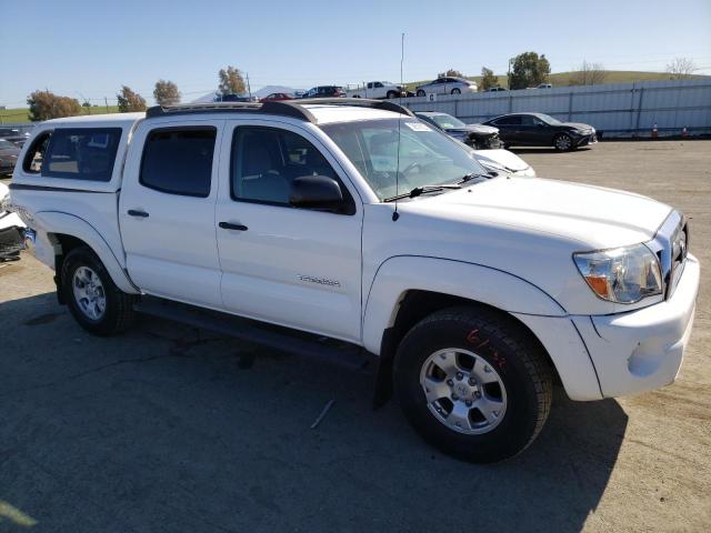 5TELU42NX6Z271139 - 2006 TOYOTA TACOMA DOUBLE CAB WHITE photo 4