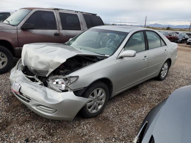 JTDBE32K320076101 - 2002 TOYOTA CAMRY LE SILVER photo 1