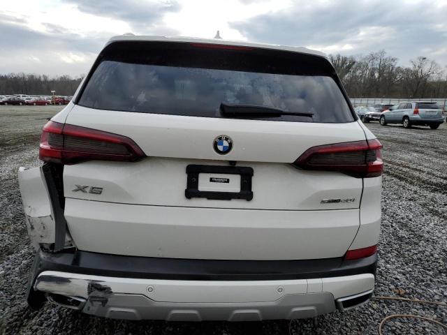 5UXCR4C04M9E30879 - 2021 BMW X5 SDRIVE 40I WHITE photo 6