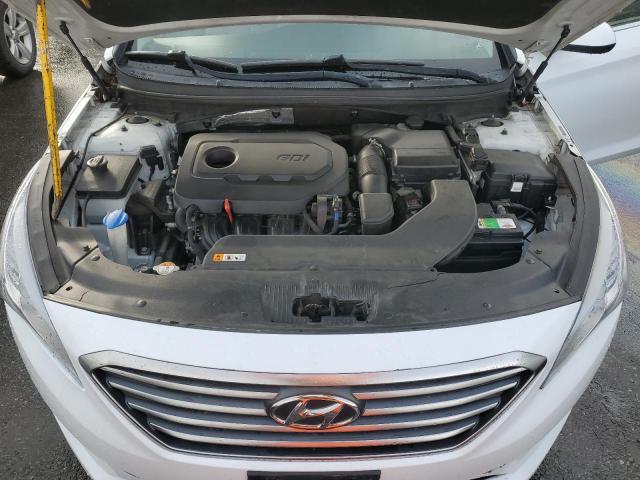 5NPE24AF4HH538032 - 2017 HYUNDAI SONATA SE WHITE photo 11