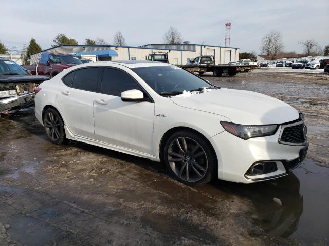 19UUB2F60JA011967 - 2018 ACURA TLX TECH+A WHITE photo 4