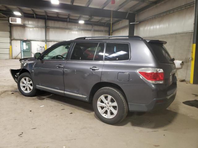 5TDBK3EH3CS145117 - 2012 TOYOTA HIGHLANDER BASE GRAY photo 2