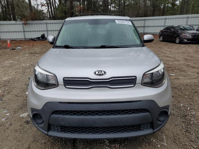 KNDJN2A22H7460877 - 2017 KIA SOUL SILVER photo 5