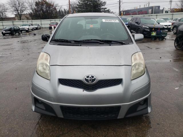 JTDKT903695253130 - 2009 TOYOTA YARIS SILVER photo 5