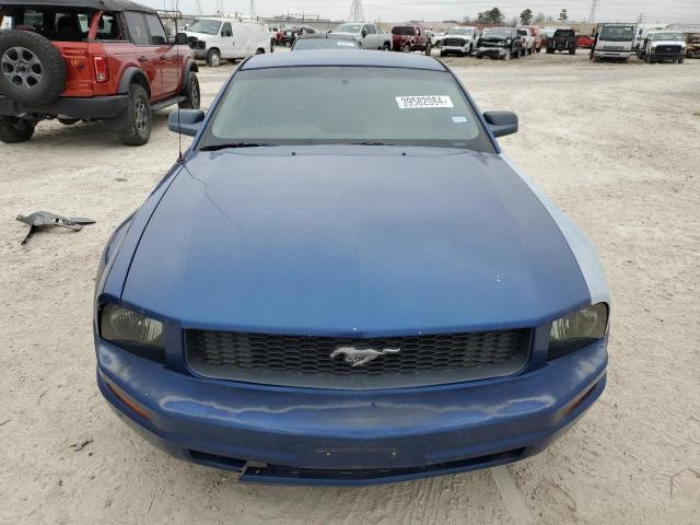 1ZVHT80N685208741 - 2008 FORD MUSTANG BLUE photo 5